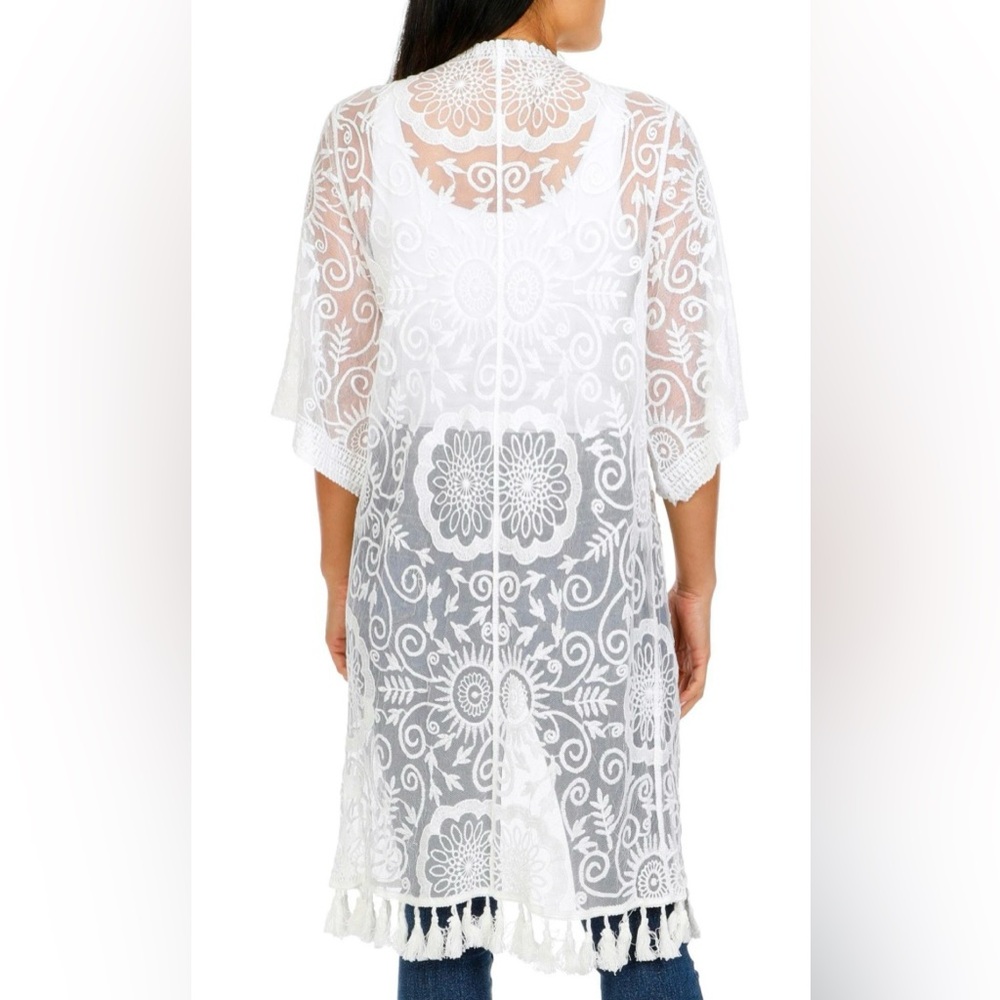 White Lace Kimono - Picture 9 of 9